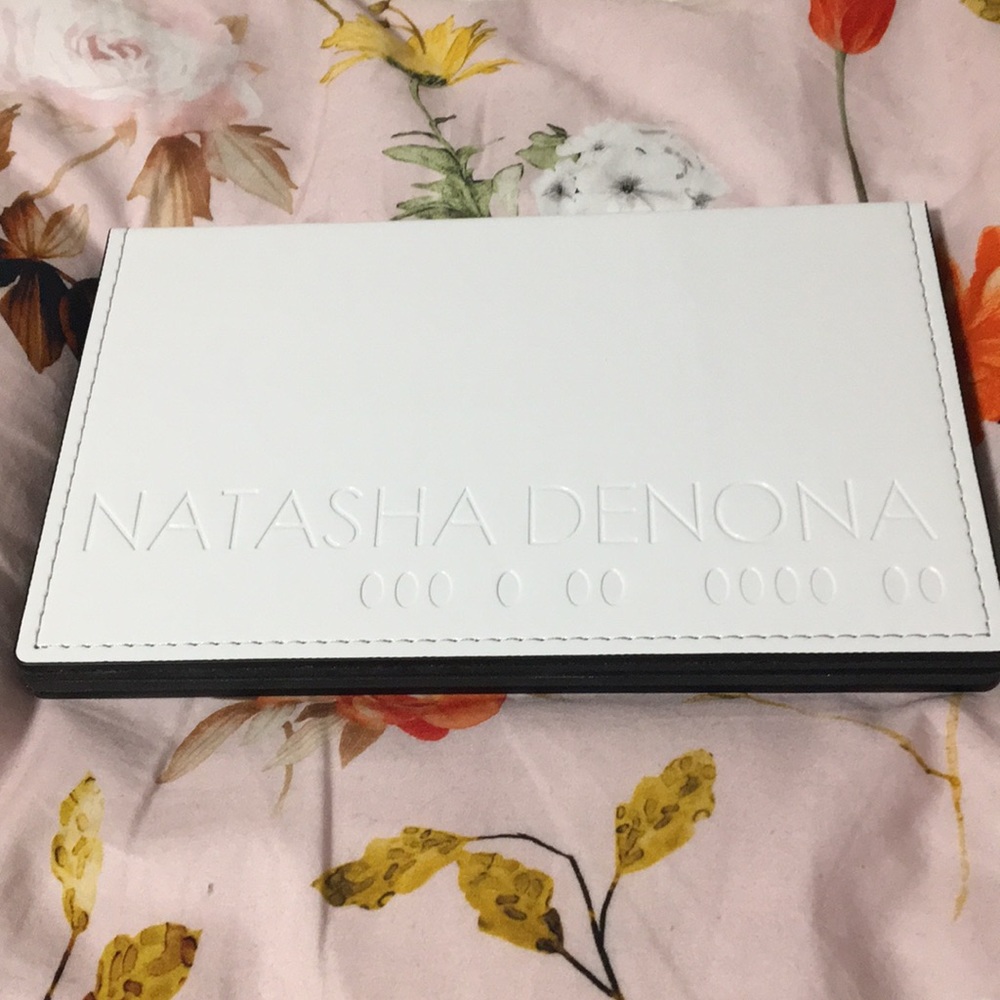 Natasha Denona 28 pallet opened but never used